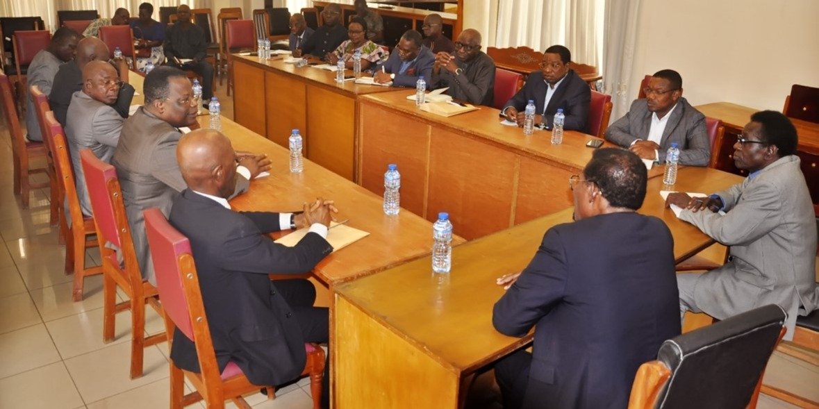 ELECTIONS LEGISLATIVES ET REGIONALES DE 2024 : LA CENI ET LA COUR CONSTITUTIONNELLE SE CONCERTENT.