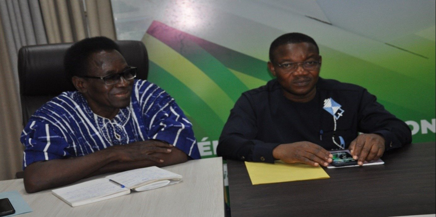 L’EQUIPE DE RECEPTION DES DOSSIERS DE CANDIDATURES AUX ELECTIONS LEGISLATIVES ET REGIONALES MISE A NIVEAU.